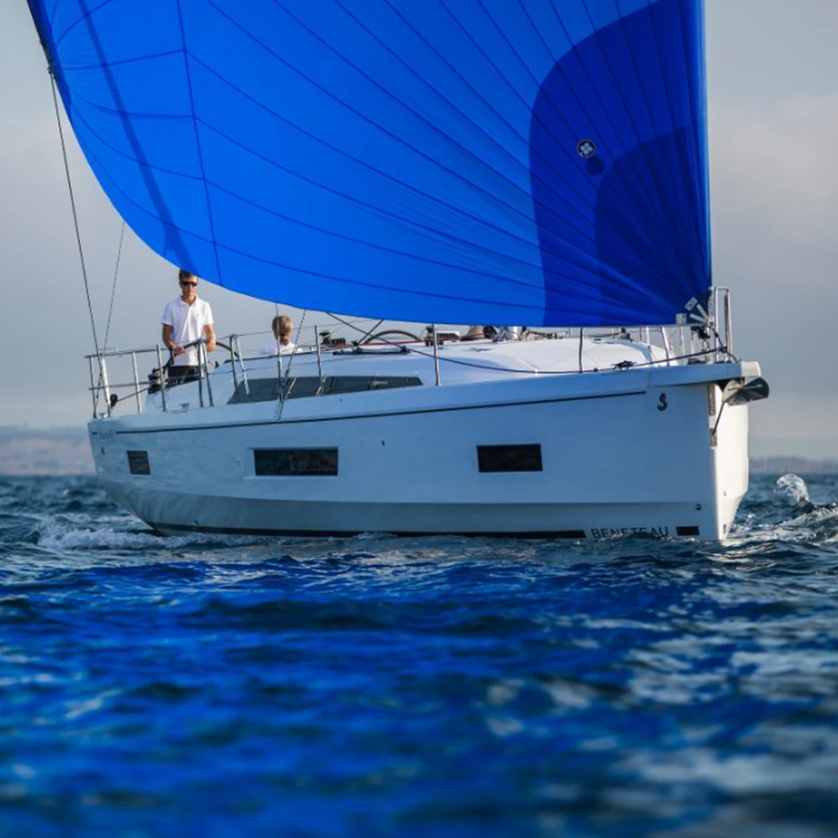 beneteau-slide-03