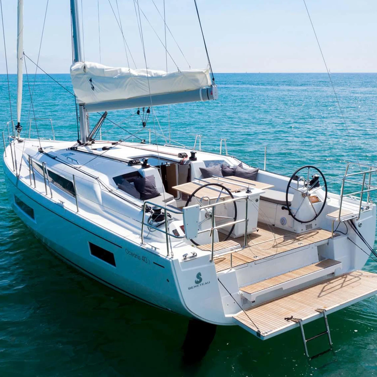 beneteau-slide-07