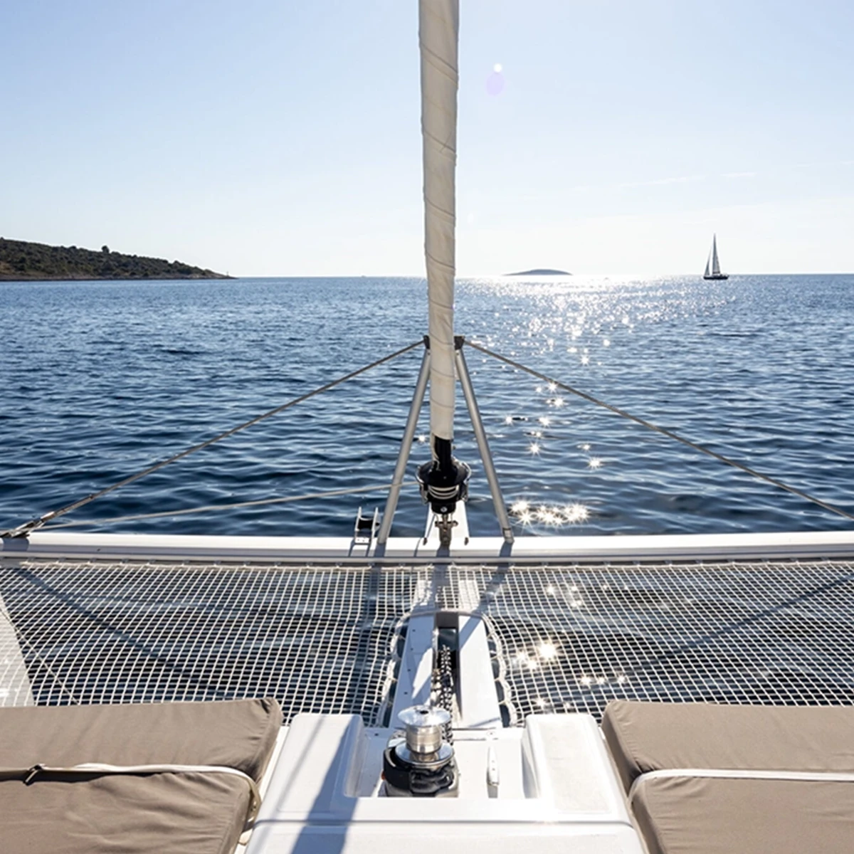 catamaran-slide-02